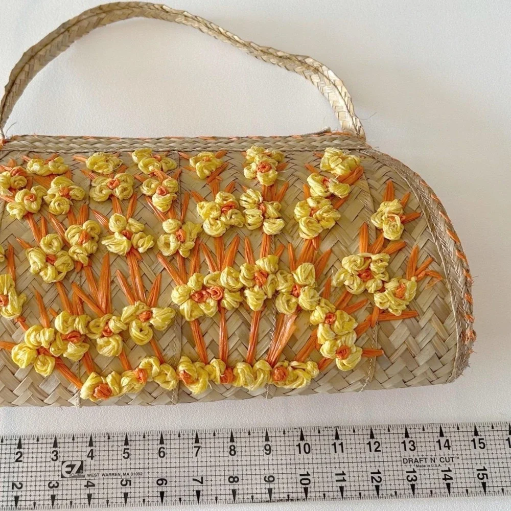 Vtg Woven Straw Handbag‎ Top Handle Orange Yellow Raffia Floral Boho Purse